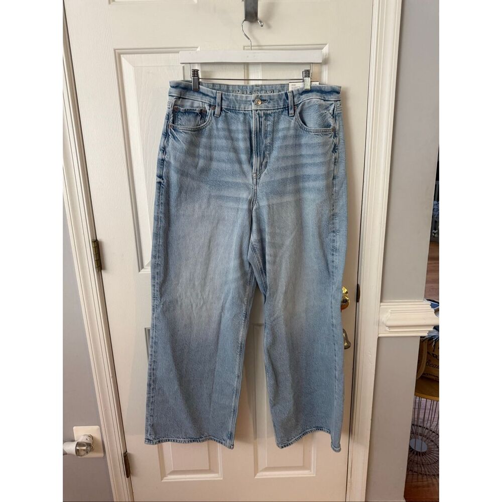 American Eagle Outfitters Light Blue Straight Leg Jeans